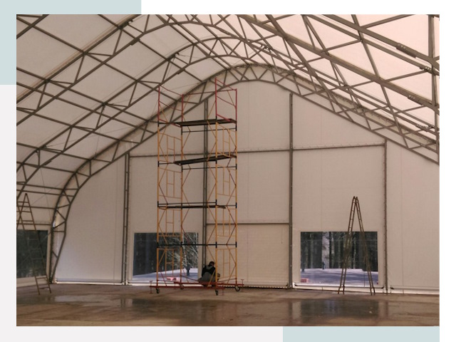 Шатровые ангары в лесном