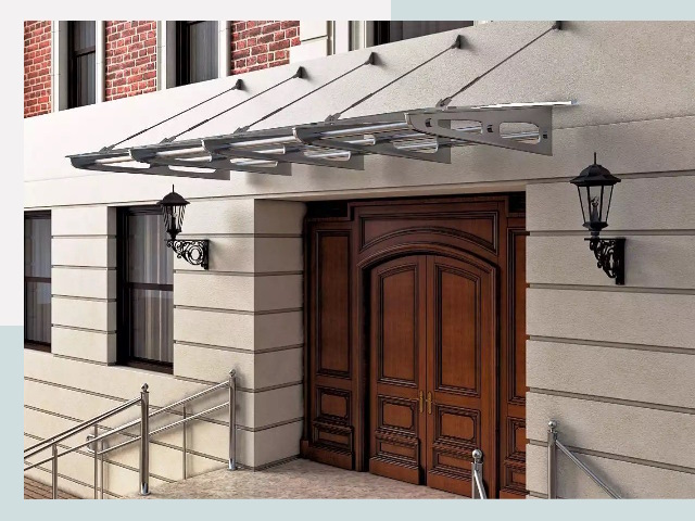 Металлические козырьки от 624 руб. в лесном