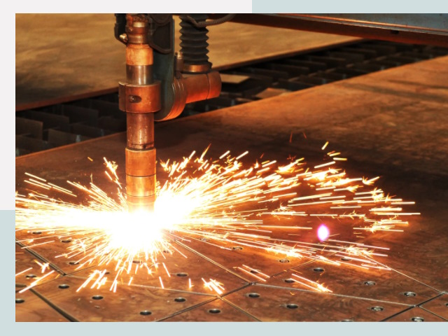 Плазменная резка металла в лесном от 624 руб.